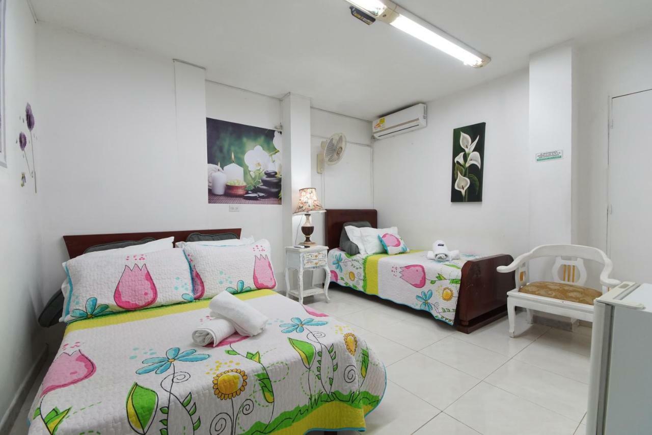Hostal Tequendama Martha Santamaria 卡利 外观 照片